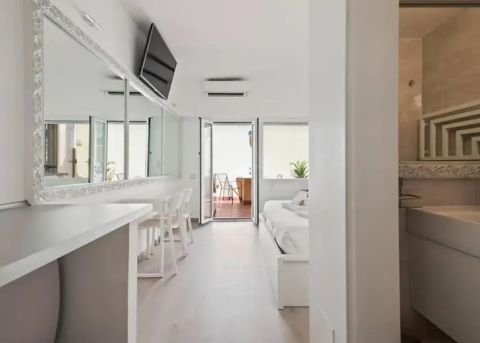 Hostme Flat Metro Spagna Apartamento *
